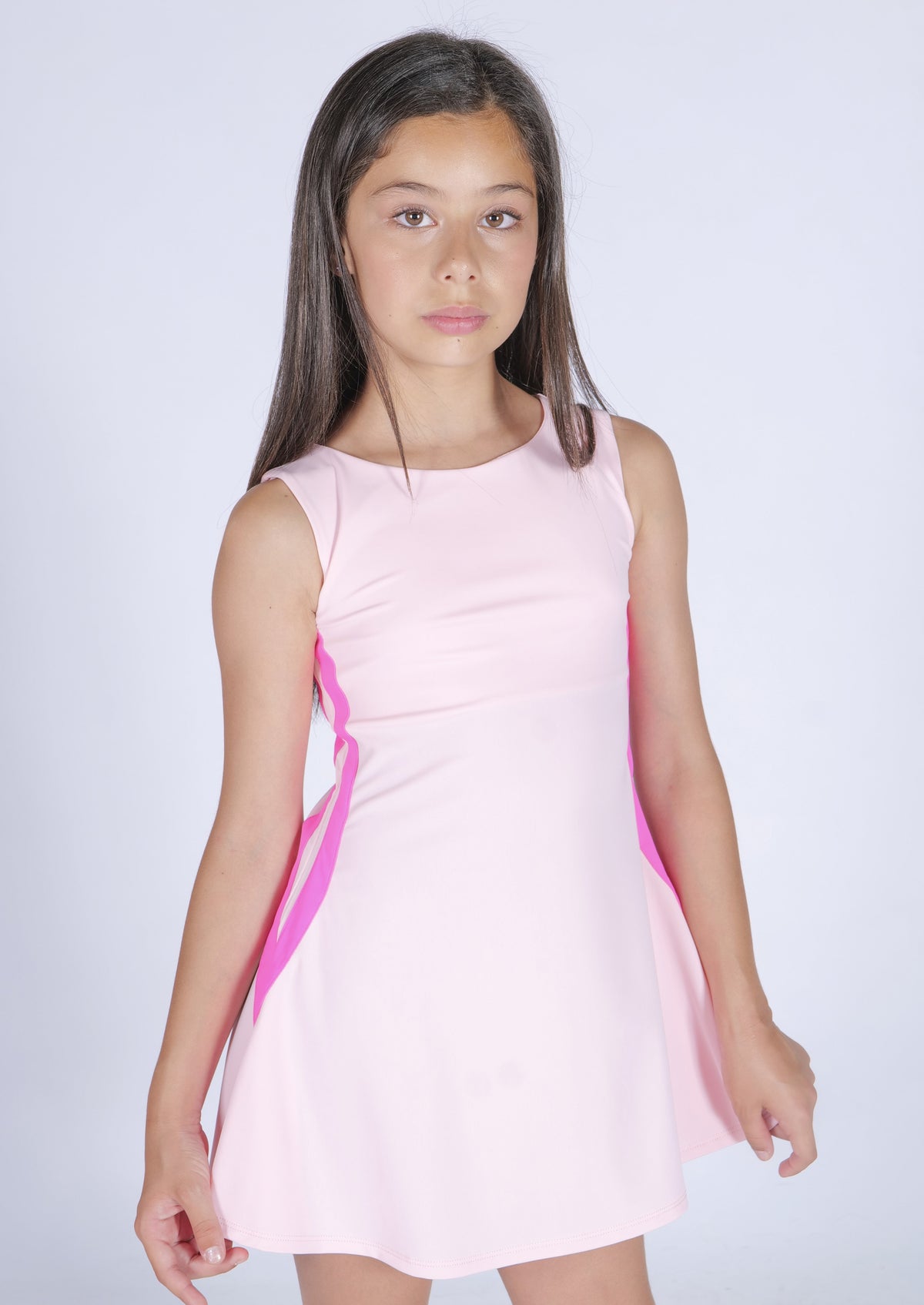 Vestito Corto con Scollo Rotondo e Giromanica