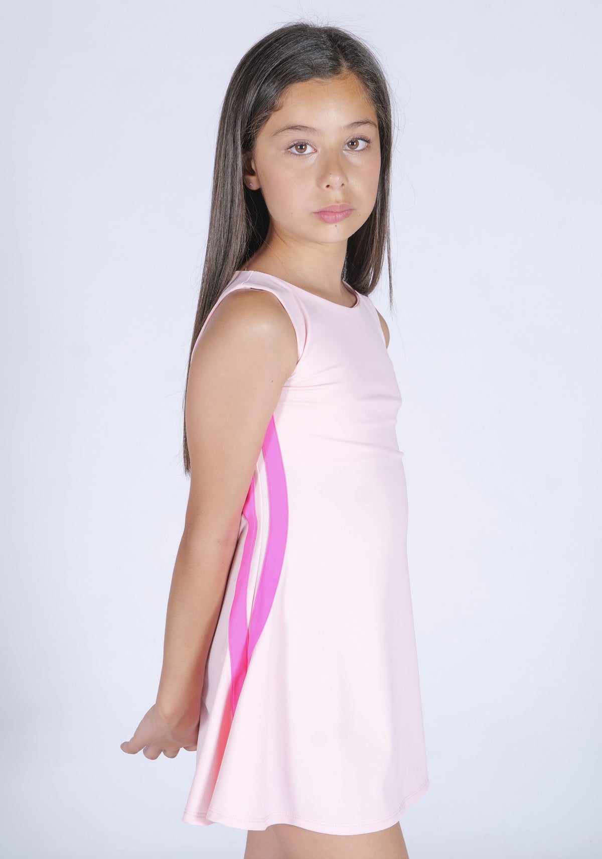 Vestito Corto con Scollo Rotondo e Giromanica