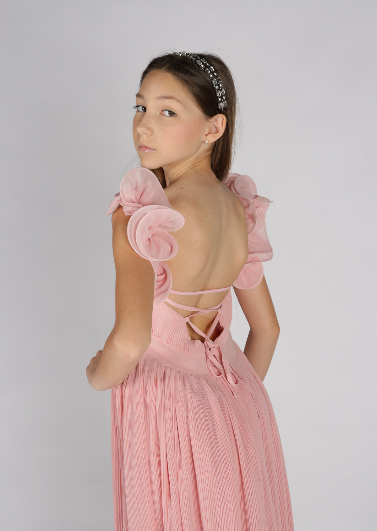 Abito Lungo in Tulle Plissettato con Dettagli in Volant Fun&Fun Couture
