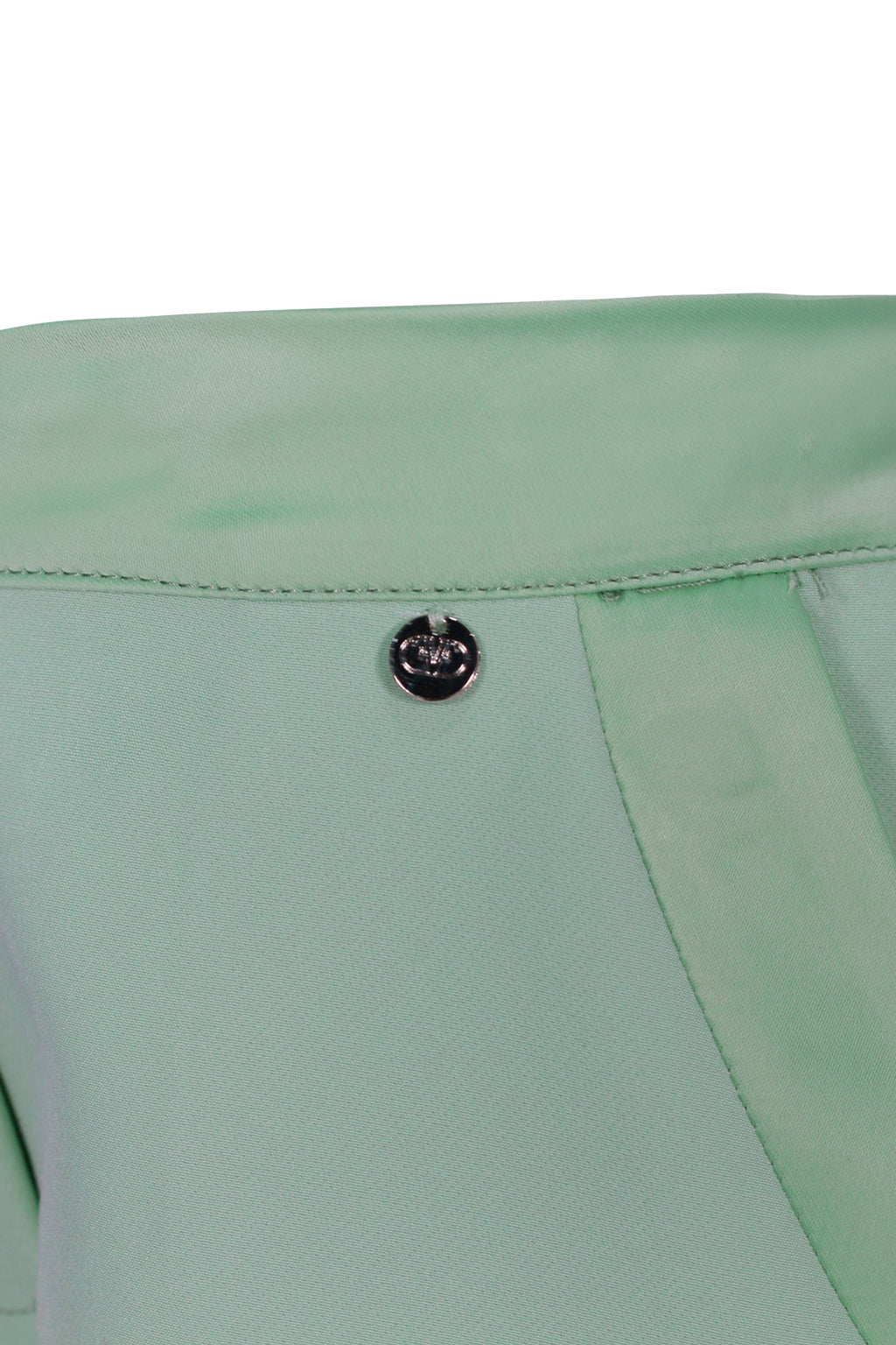 FNCBSO02848.MINT.03.jpg